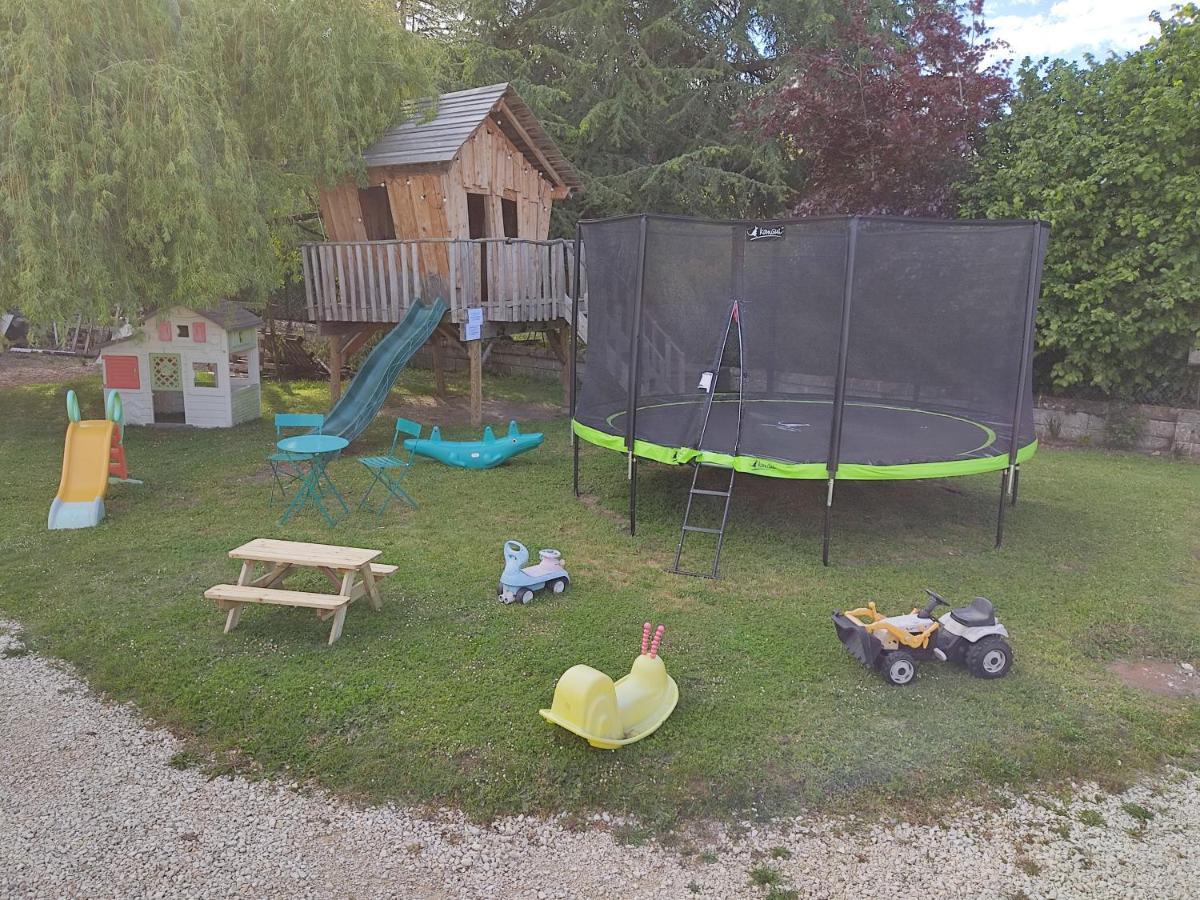 Les Mariniers Chambres D'Hotes -Guest House - Bain Nordique En Option Mareuil-sur-Cher Exterior photo