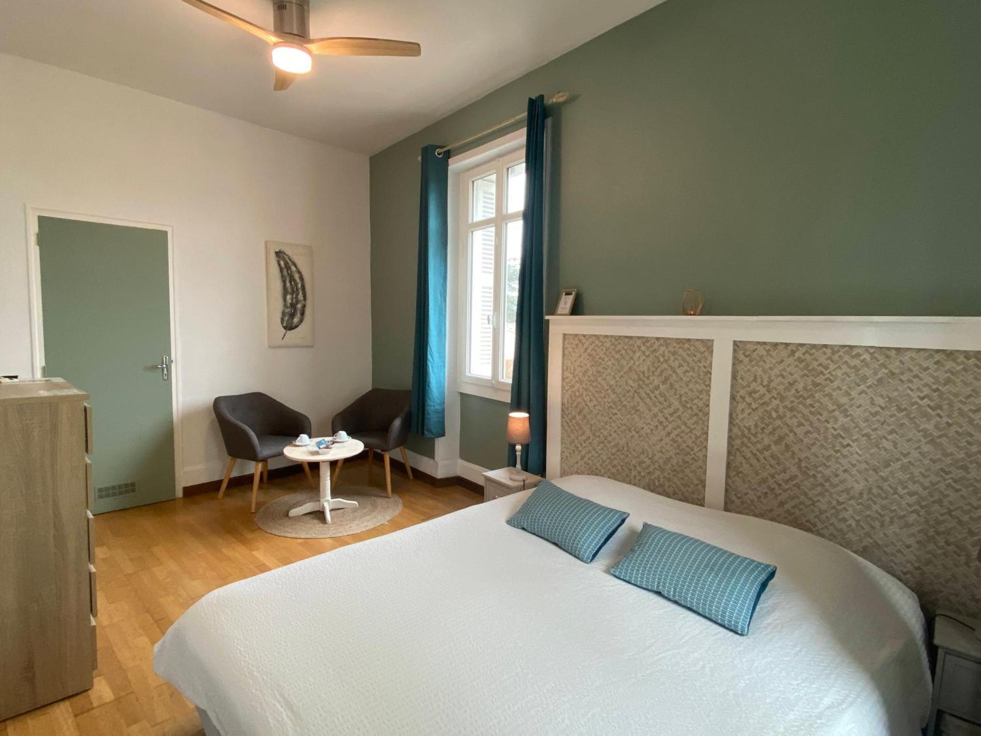 Les Mariniers Chambres D'Hotes -Guest House - Bain Nordique En Option Mareuil-sur-Cher Exterior photo